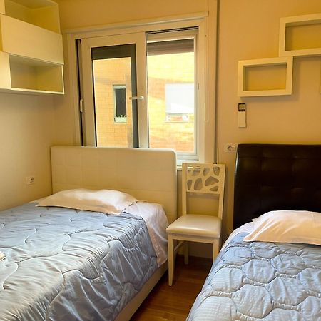 Quiet Apartment Near Tirana Lake Bagian luar foto